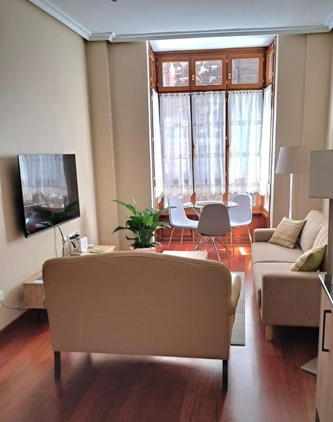 Communal lounge/ TV room, Seating area