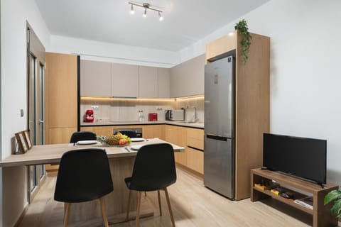TV and multimedia, Kitchen or kitchenette, Dining area, minibar, pet friendly, stove