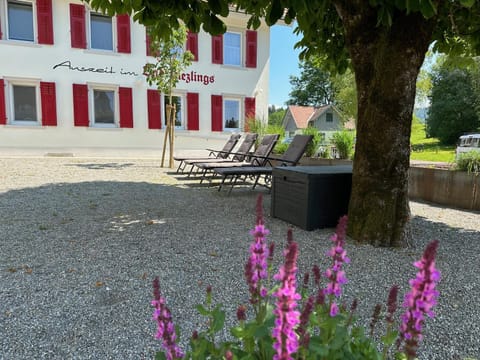 Garden, Balcony/Terrace