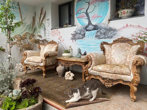 Garden, Seating area