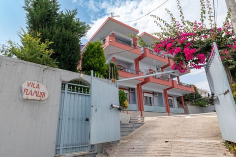 Vila Flamuri Apartment in Sarandë
