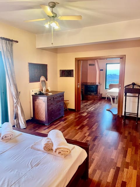 Olive Villa Plataniás Villa in Crete