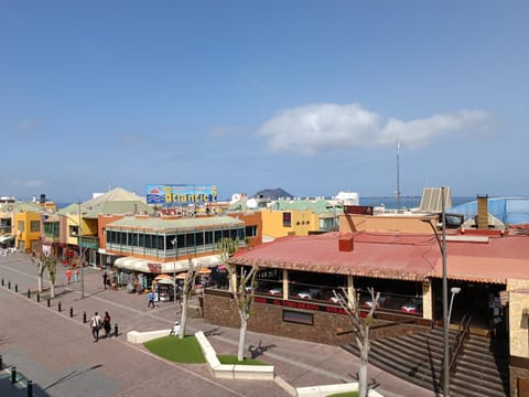 City view, Street view