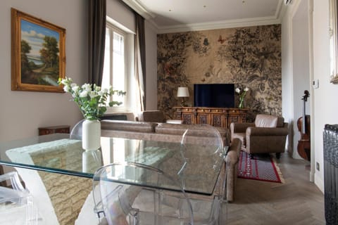 TV and multimedia, Living room, Dining area, kitchen