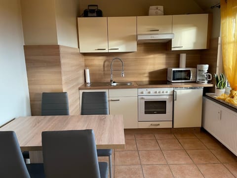 Kitchen or kitchenette, kitchen
