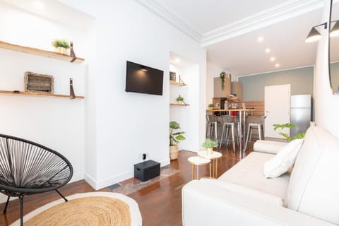 Renovated apartment 3bed 2bath Apartment in Lille