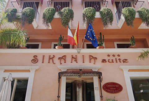 Facade/entrance, Property logo or sign