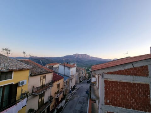 Neighbourhood, City view, Mountain view