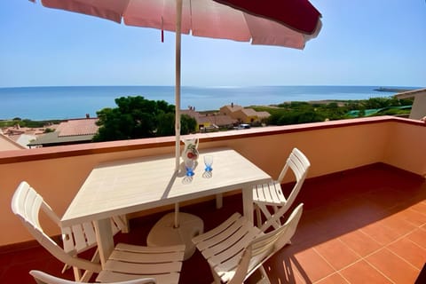 Natural landscape, Balcony/Terrace, Sea view