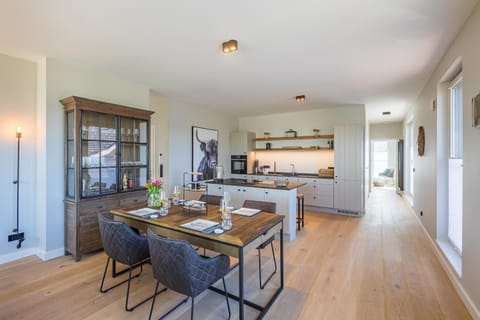 BLACK PEARL Penthouse Black Pearl Apartment in Scharbeutz