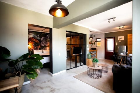 Oak on Main Apartment in Hermanus