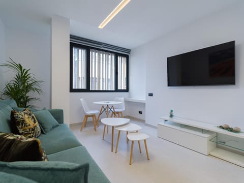 Communal lounge/ TV room, Living room