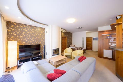 TV and multimedia, Seating area, pet friendly