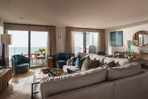 Living room, Sea view