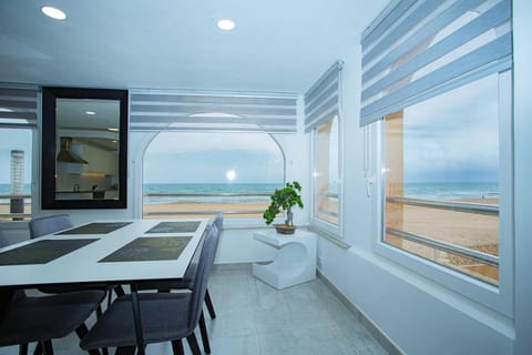 Dining area, Sea view