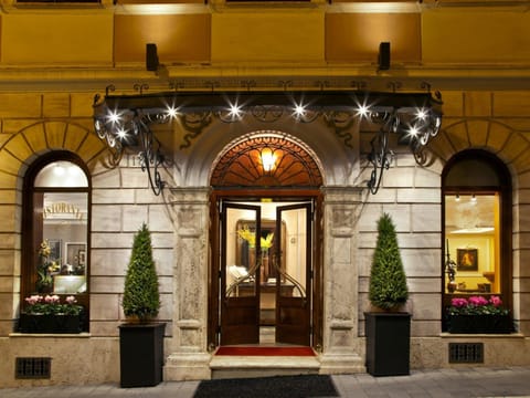 Facade/entrance, Facade/entrance, Decorative detail