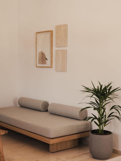 Bed, Decorative detail