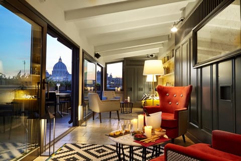 Balcony/Terrace, Dining area