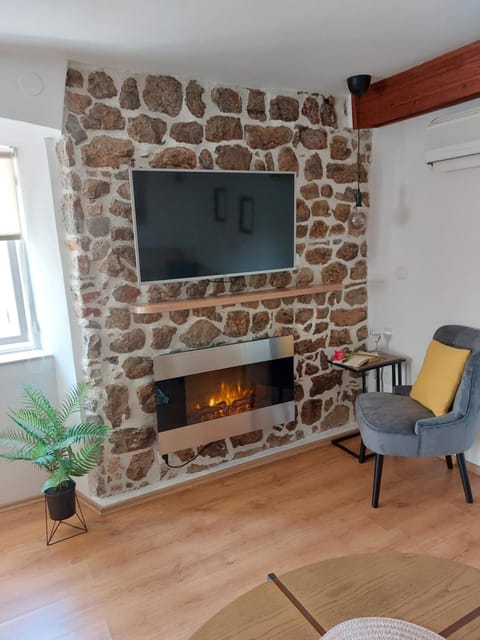 TV and multimedia, Seating area