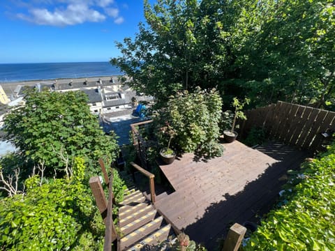 Sea-Renity - Self Catering Holiday Let Apartment in Douglas