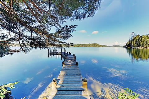 Marty's Lakehouse on the Coast House in Dunes City