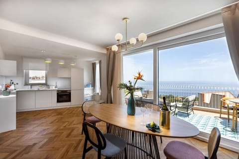 Dining area, Sea view