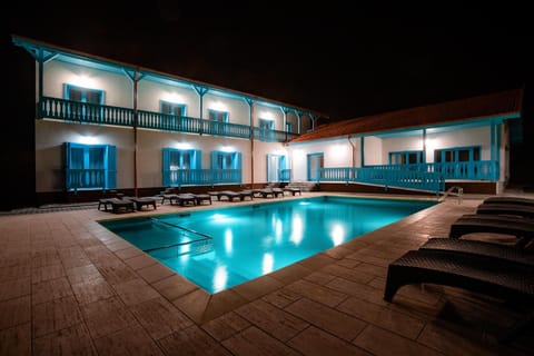 Property building, Swimming pool