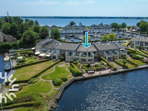 Property building, Bird's eye view
