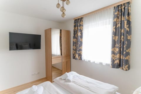 TV and multimedia, Bedroom