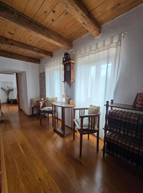 Guest House Tara House in Peroj