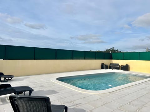 Antonio's Captain House close to beaches House in Amoreira