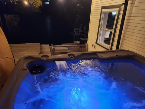 Hot Tub