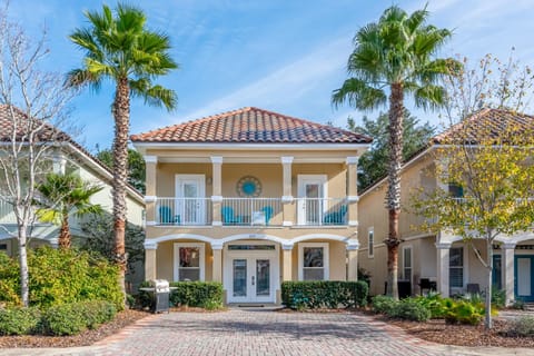 Sun Kissed House in Destin
