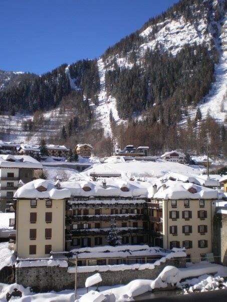 Hotel Tavernier Hotel in Courmayeur