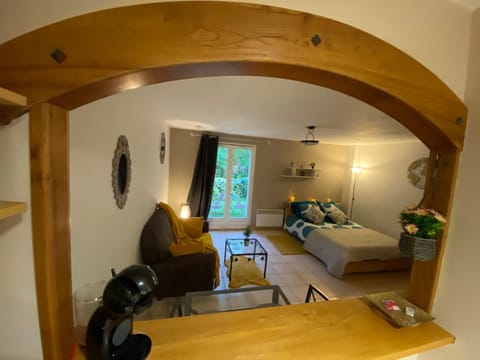 Appartement Cosy avec jardin privatif et garage Apartment in Fontainebleau