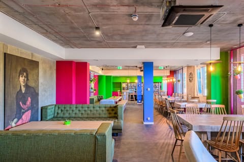 Communal lounge/ TV room, Seating area, Dining area, Area and facilities