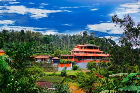Property building, Spring, Day, Natural landscape, Garden, View (from property/room)