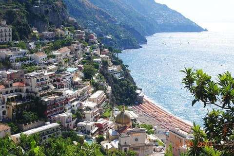 A casa dei Sasso, vista mare mozzafiato! Apartment in Positano