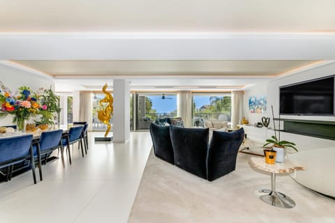 All About Villa Serenity Villa in Marbella