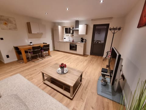 TV and multimedia, Kitchen or kitchenette, Living room, Seating area, Dining area, pet friendly