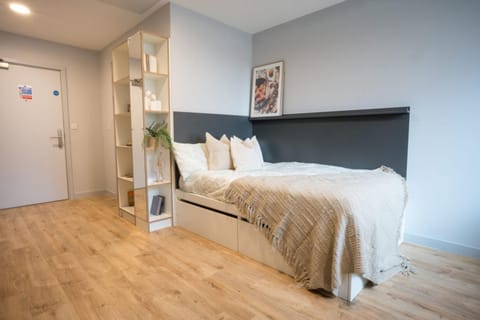 The West Wing in Cardiff Apartment in Cardiff