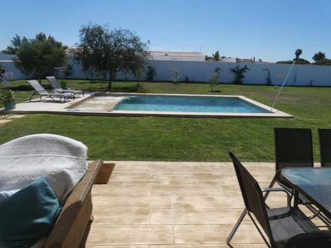 Balcony/Terrace, Pool view, Swimming pool