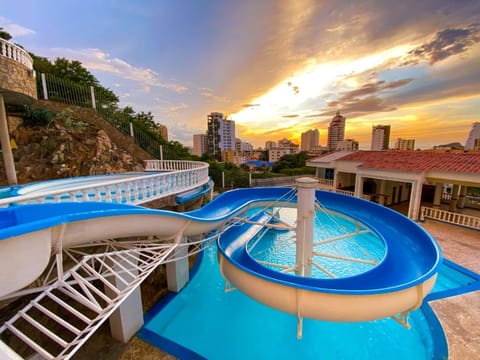 Aqua park, Swimming pool