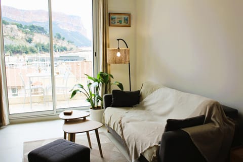 Living room, Sea view