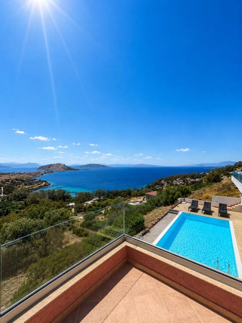 Balcony/Terrace, Swimming pool