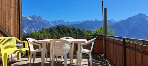 RESIDENZE DOLOMITICHE la casa di montagna Apartment in Friuli-Venezia Giulia