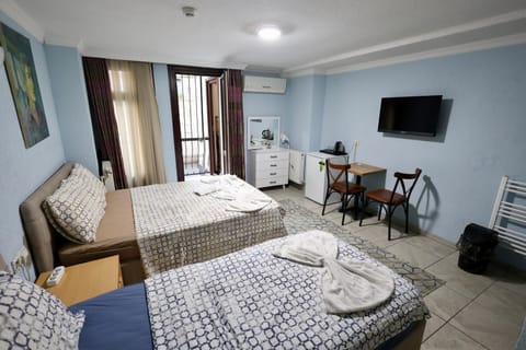 Bed, Living room, Photo of the whole room