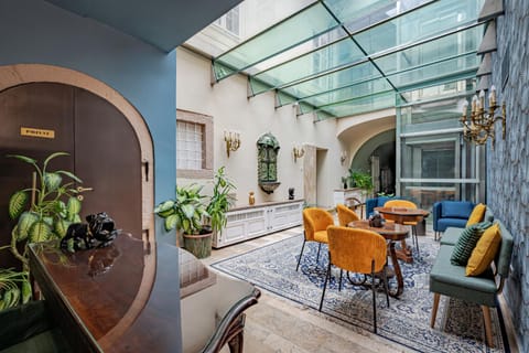 Lobby or reception, Seating area