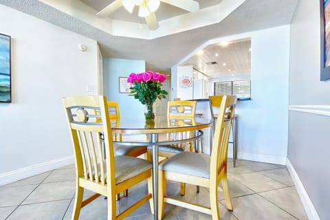 Lighthouse Towers 704 House in Sand Key