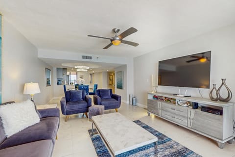 Crescent Beach Club I 12D House in Sand Key
